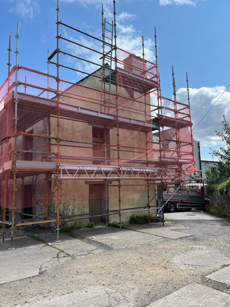 Cantilever Scaffolding for Residential Access in Dublin
